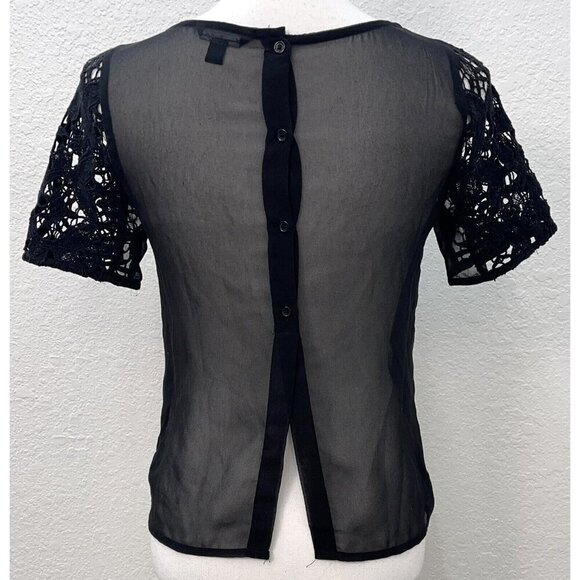 AMERICAN EAGLE OUTFITTERS Womens XS Black Sheer Lace S/S Button-Back BLOUSE EUC - Picture 2 of 7